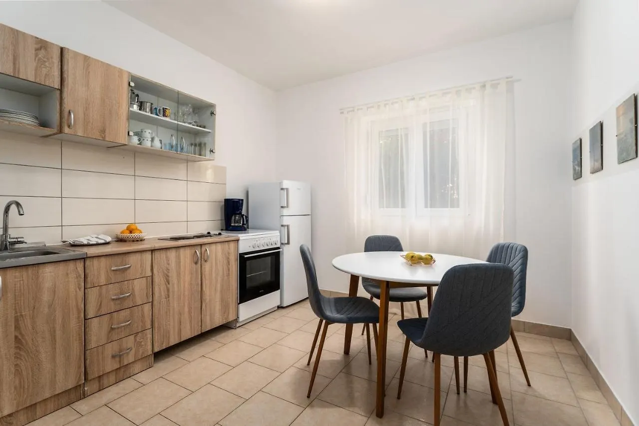 Apartment Fiorella Novigrad  0*, Novigrad (Istria) Croatia